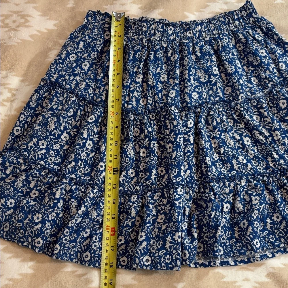 Rachel Zoe Blue and White Floral Tiered Mini Skirt - Picture 9 of 10